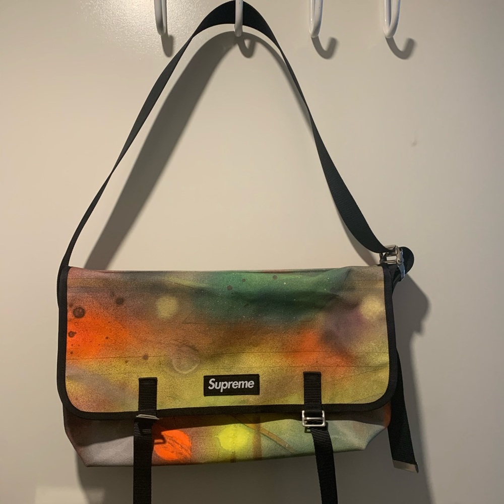 Supreme messenger bag